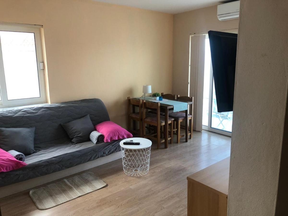 Apartmani Beach Miskovici, Otok Pag Экстерьер фото